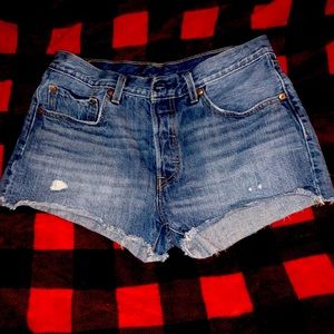 Levi’s denim shorts